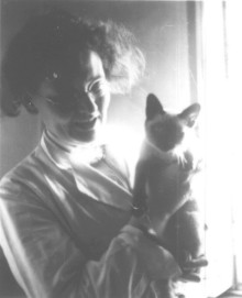 Frau Prof. E. Treskow